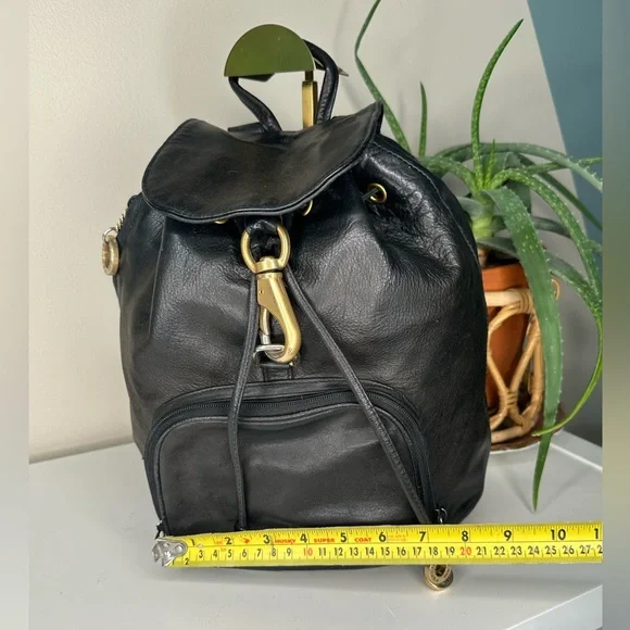 Vintage 90s Perlina New York Black Leather Backpack Purse